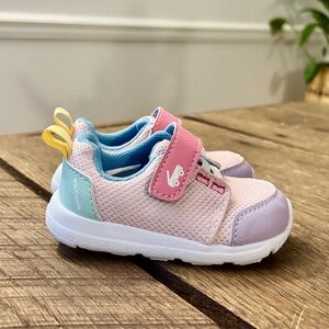 See Kai Run Toddler Stryker Sneakers Velcro. Light Weight. Pink/Purple